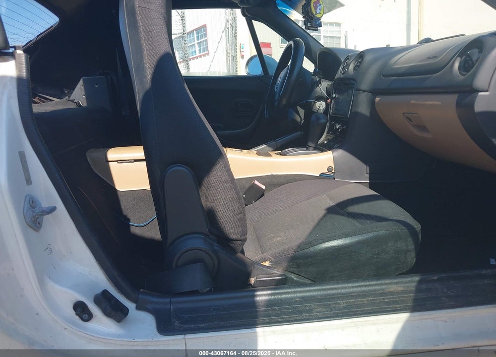 2000 MAZDA MX-5 MIATA LS/SPECIAL EDITION VIN: JM1NB3539Y0143268