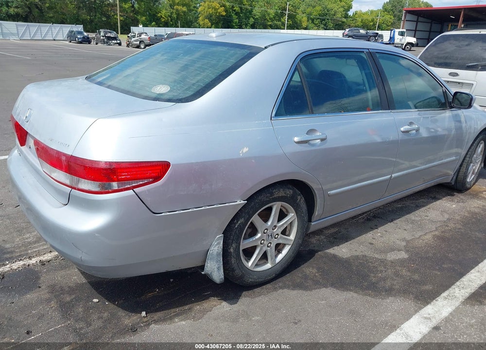 2004 HONDA ACCORD 3.0 EX VIN: 1HGCM66504A096267