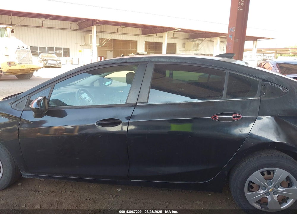 2018 CHEVROLET CRUZE VIN: 1G1BC5SM5J7208096