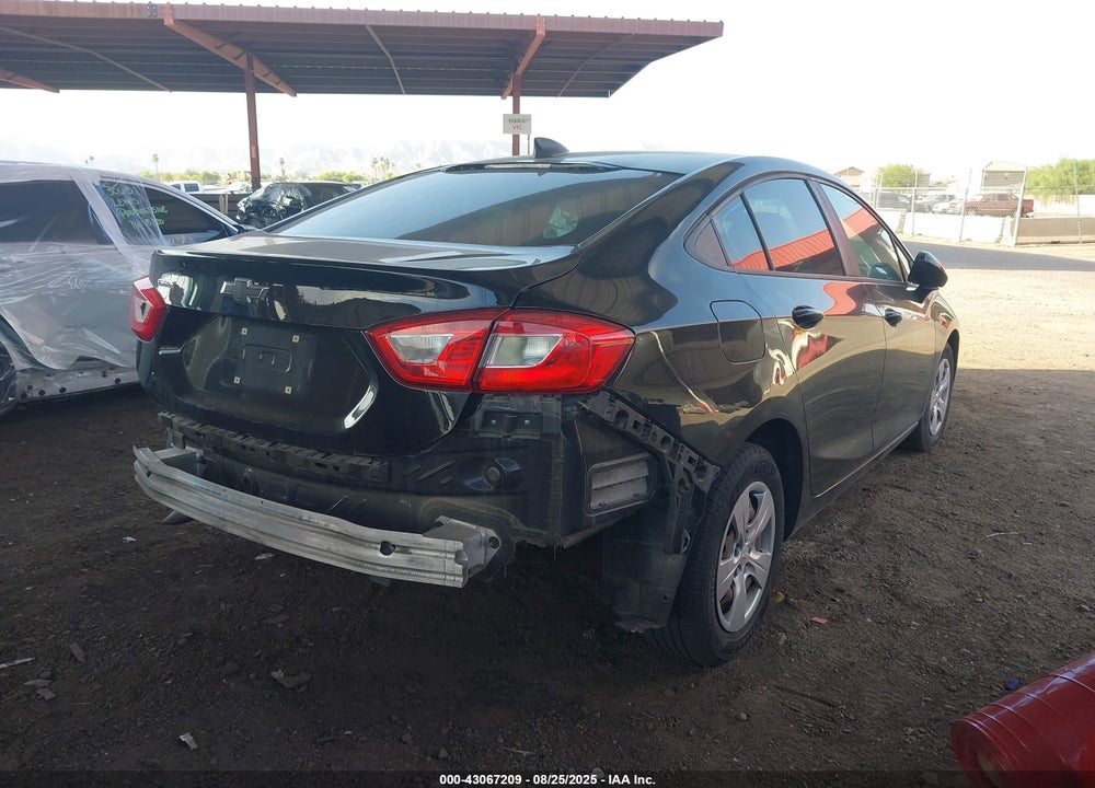 2018 CHEVROLET CRUZE VIN: 1G1BC5SM5J7208096