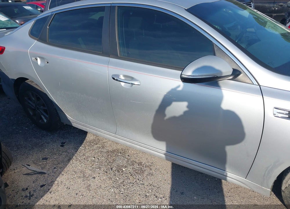 2016 KIA OPTIMA VIN: 5XXGT4L1XGG009184