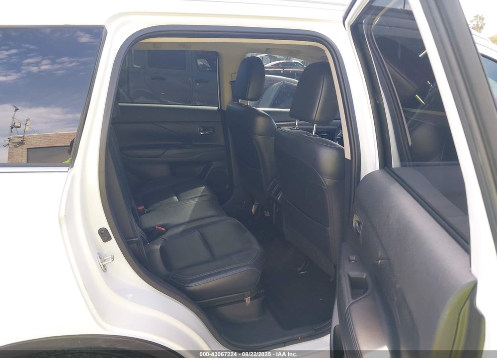 2019 MITSUBISHI OUTLANDER VIN: JA4AZ3A33KZ006579