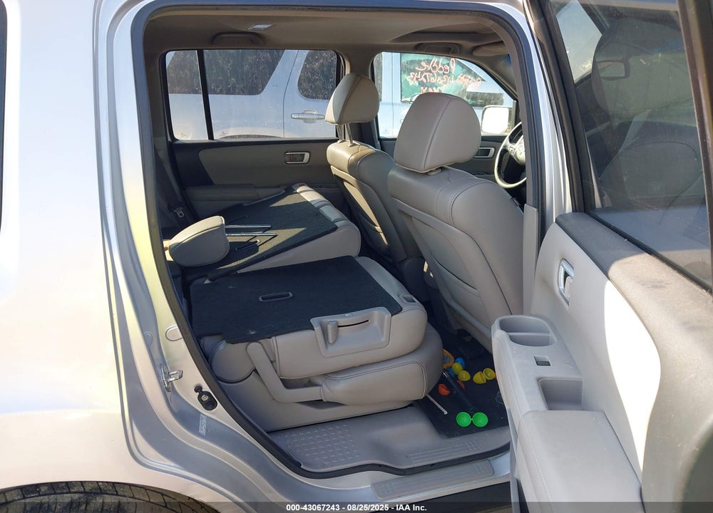 2012 HONDA PILOT EX-L VIN: 5FNYF4H56CB028707