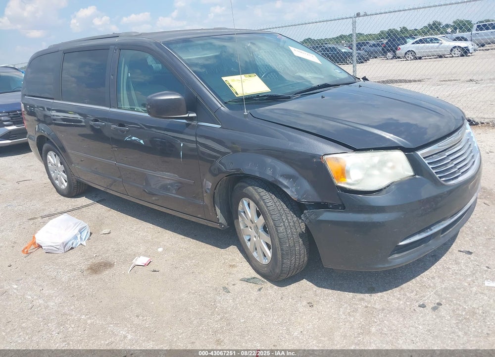 2016 CHRYSLER TOWN & COUNTRY LX VIN: 2C4RC1AG5GR104967