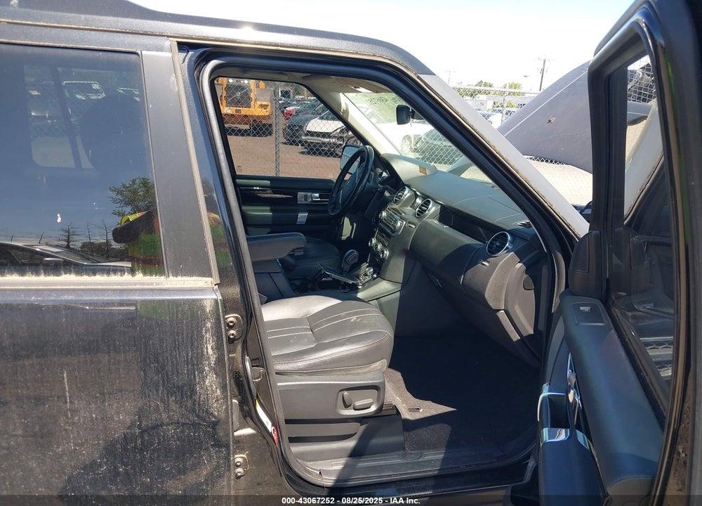 2010 LAND ROVER LR4 VIN: SALAC2D47AA527459