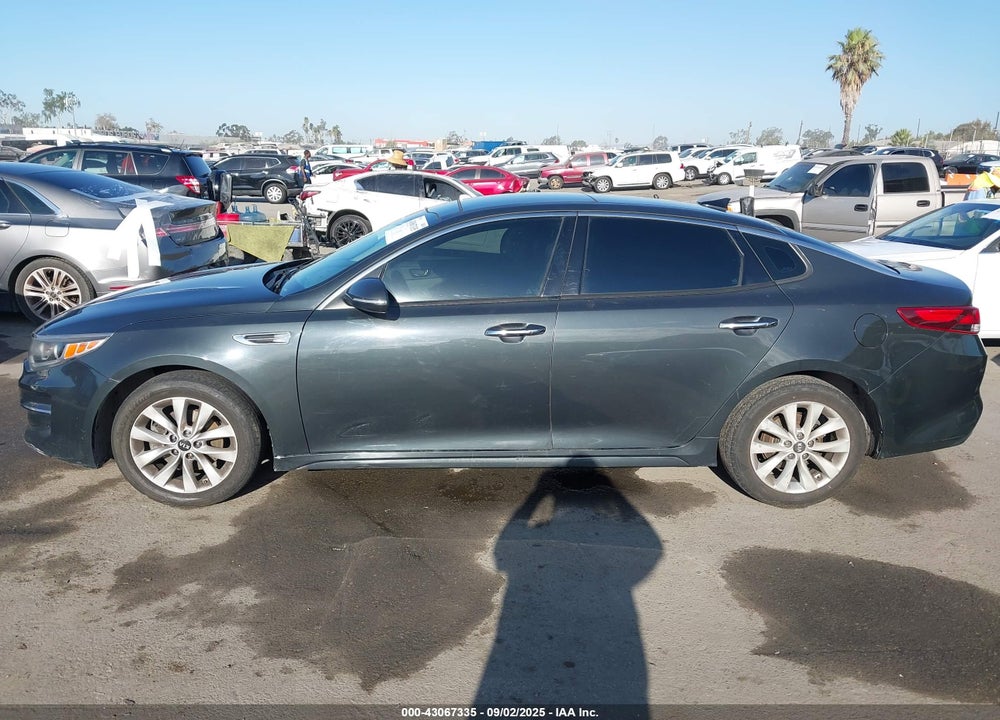 2016 KIA OPTIMA EX VIN: 5XXGU4L30GG119580