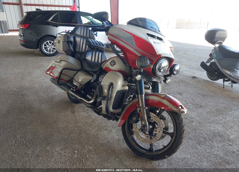 2020 HARLEY-DAVIDSON FLHTKSE VIN: 1HD1TEH10LB951683