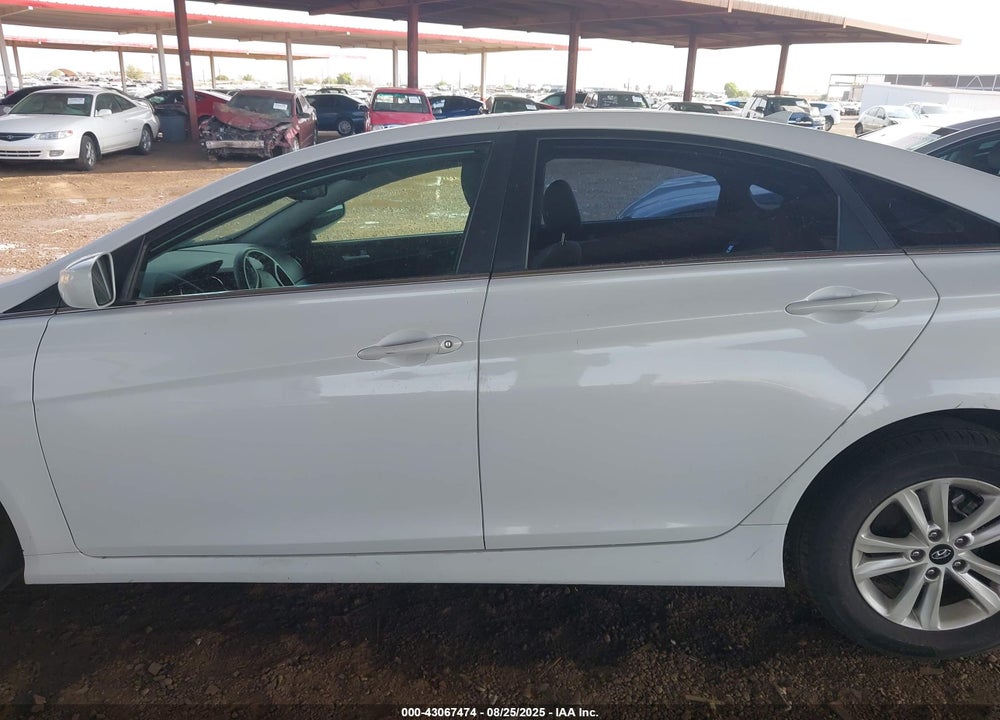 2014 HYUNDAI SONATA VIN: 5NPEB4AC2EH855227