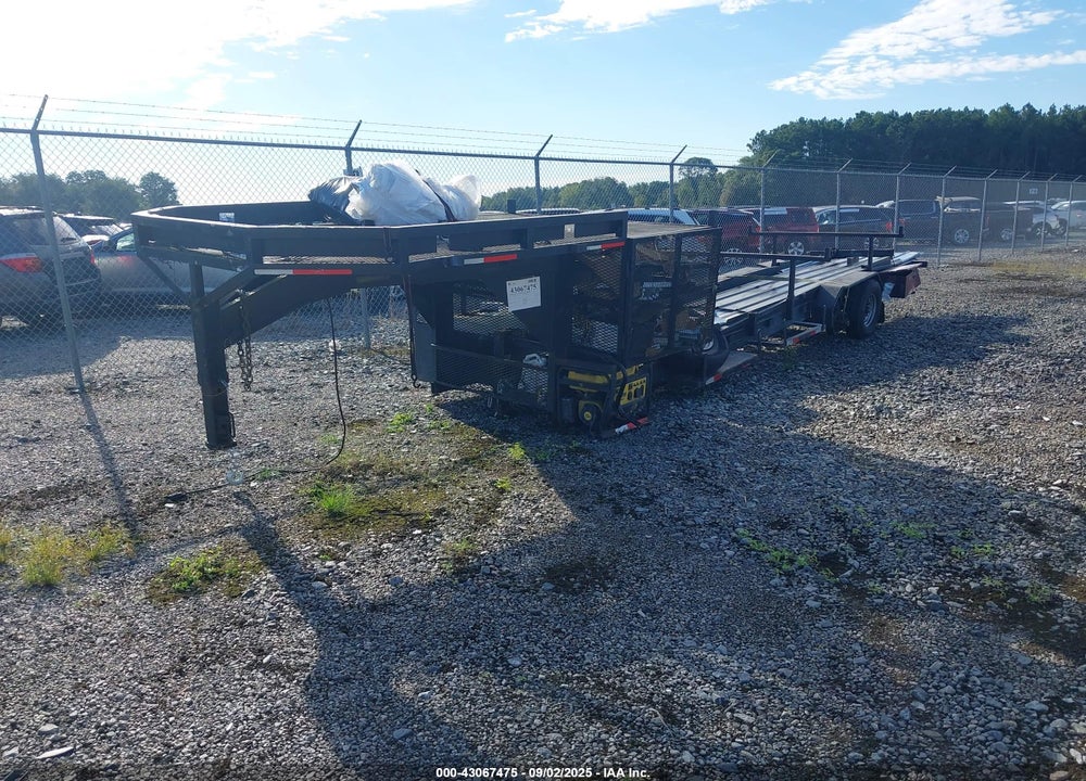 2018 CARDINAL TRAILERS 30' GOOSENECK VIN: 1C9BU3021JD849414