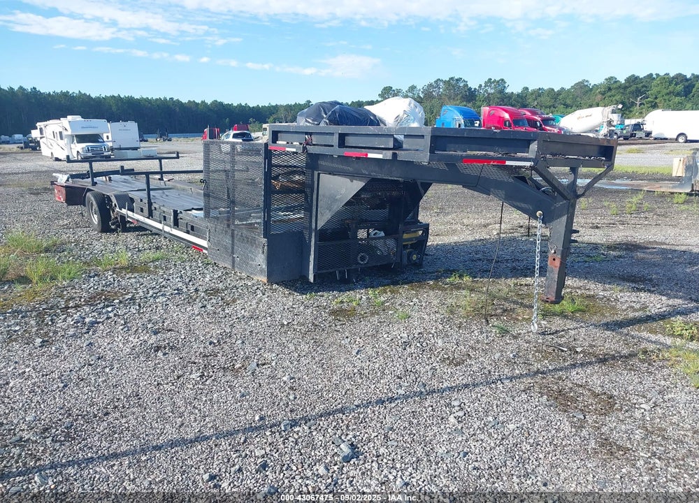 2018 CARDINAL TRAILERS 30' GOOSENECK VIN: 1C9BU3021JD849414