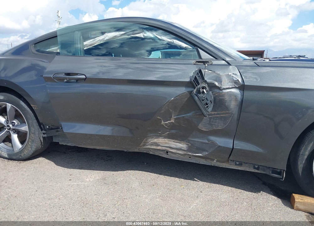 2015 FORD MUSTANG V6 VIN: 1FA6P8AM9F5338486