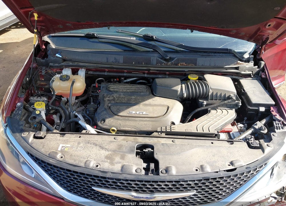 2018 CHRYSLER PACIFICA VIN: 2C4RC1EGXJR104142