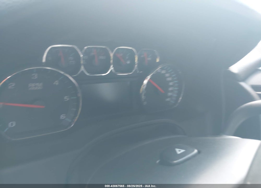 2016 CHEVROLET SUBURBAN VIN: 1GNSCHKC9GR200068