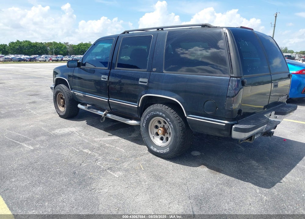 1998 CHEVROLET TAHOE LS VIN: 1GNEK13R4WR110917