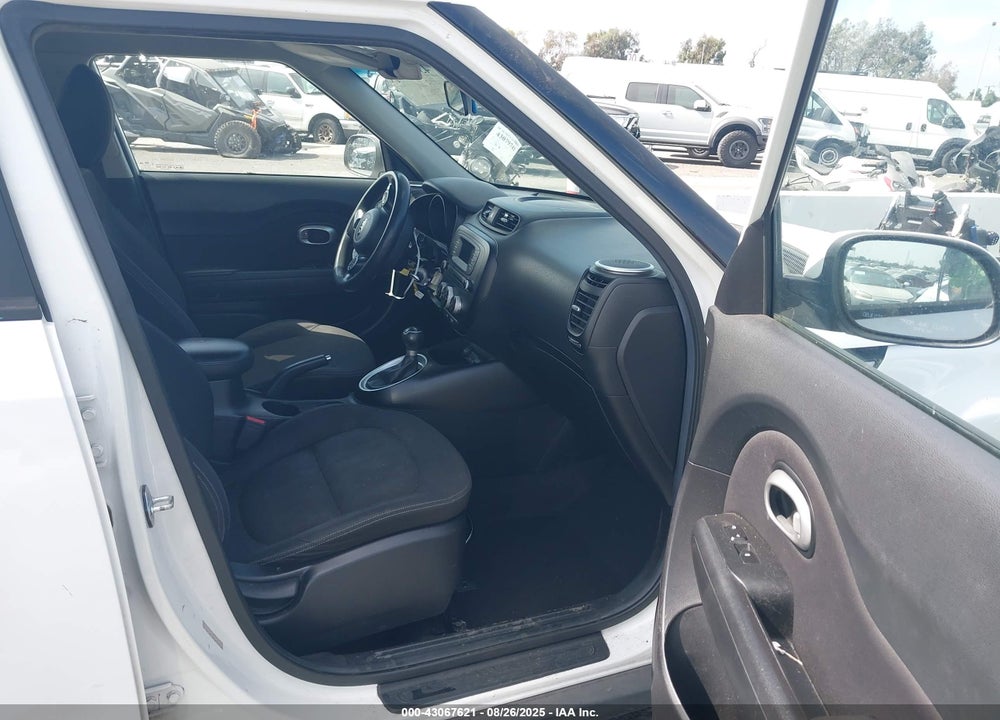 2015 KIA SOUL VIN: KNDJN2A27F7118483