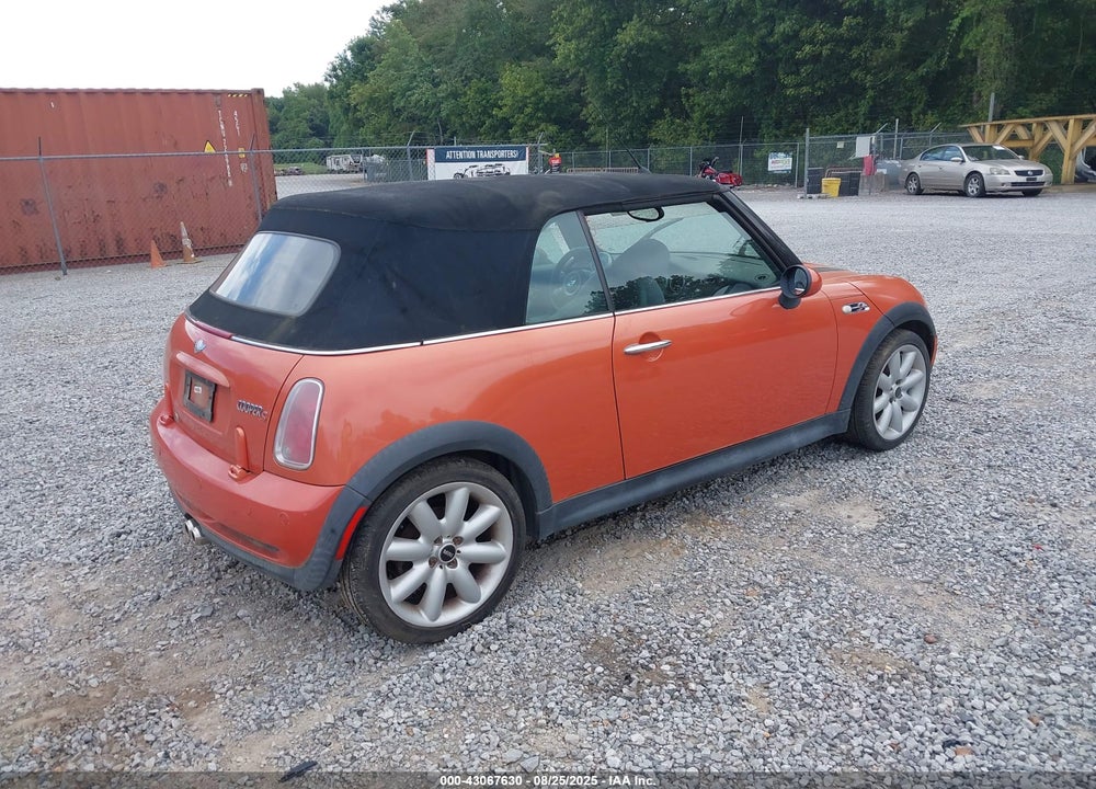 2006 MINI COOPER S VIN: WMWRH33516TF85980