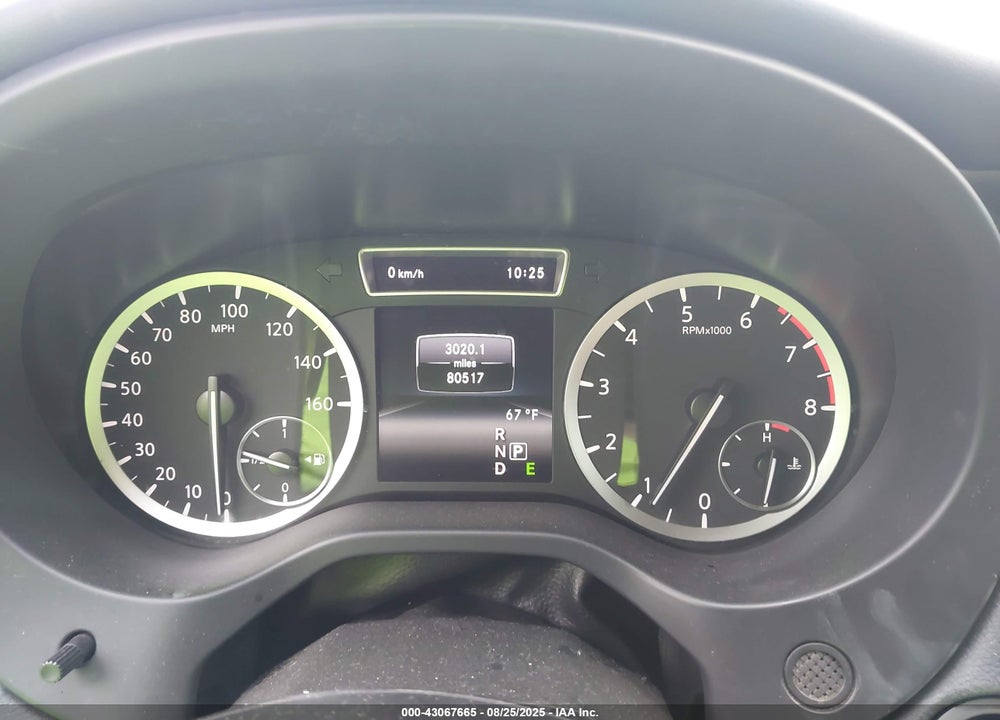 2017 INFINITI QX30 VIN: SJKCH5CP8HA031348