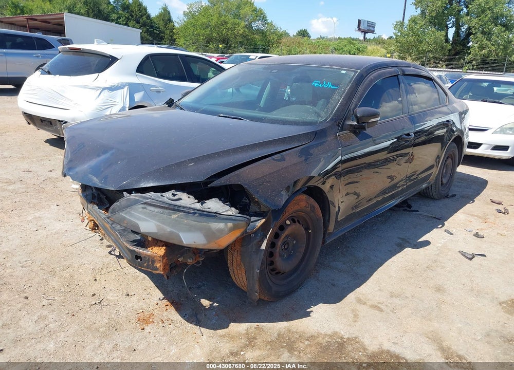2014 VOLKSWAGEN PASSAT 2.5L S VIN: 1VWAP7A32EC025356