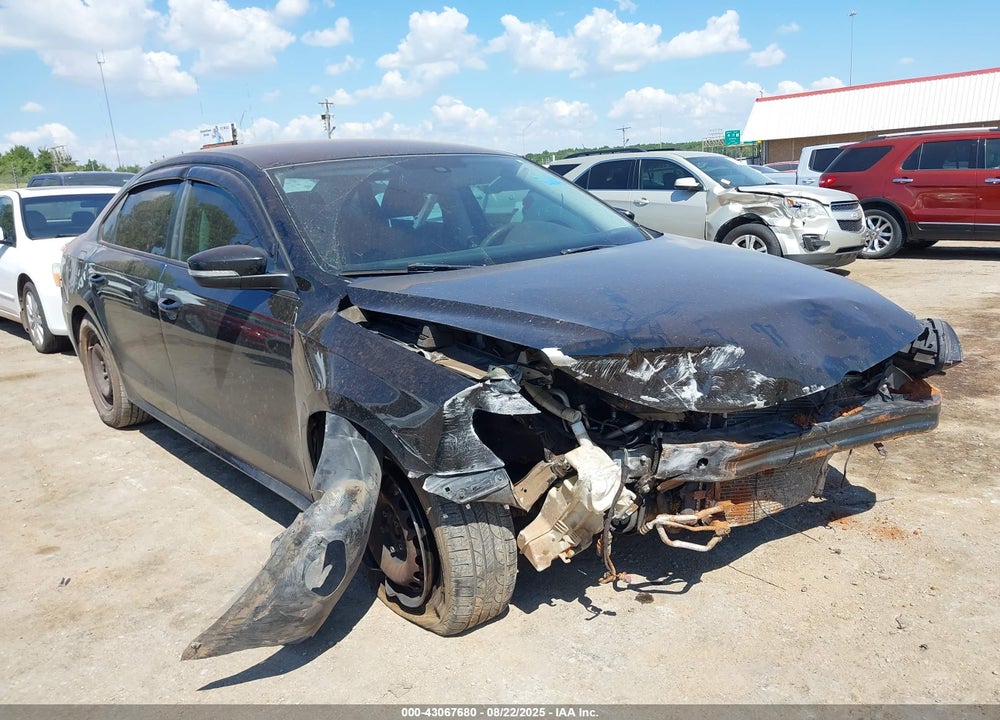 2014 VOLKSWAGEN PASSAT 2.5L S VIN: 1VWAP7A32EC025356