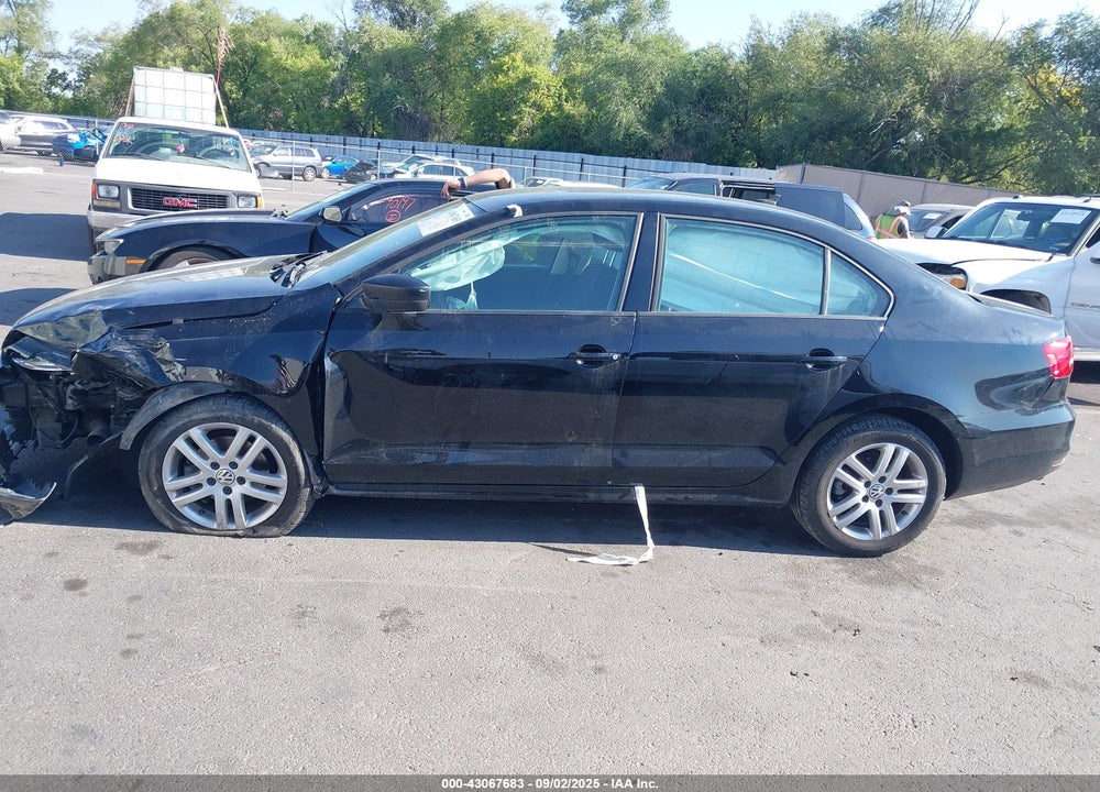 2015 VOLKSWAGEN JETTA 2.0L S VIN: 3VW2K7AJ8FM217740