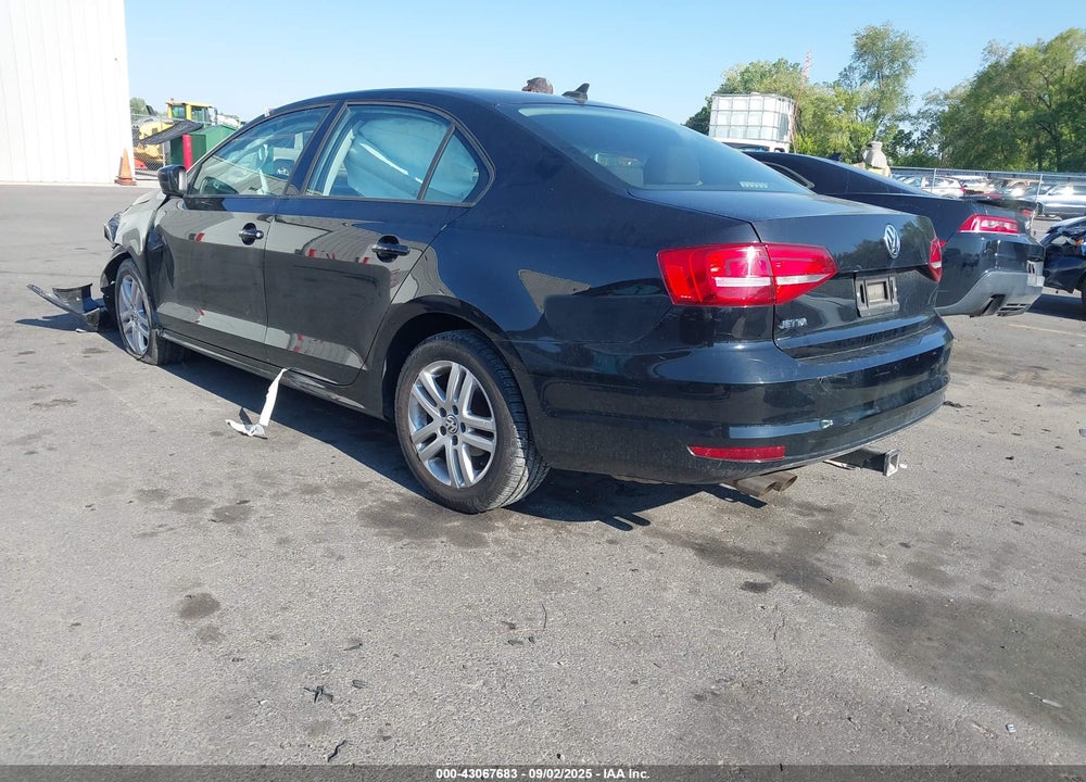 2015 VOLKSWAGEN JETTA 2.0L S VIN: 3VW2K7AJ8FM217740