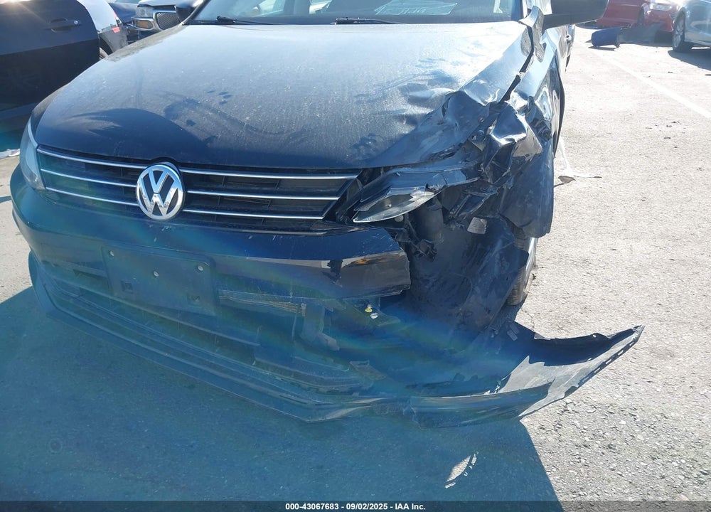 2015 VOLKSWAGEN JETTA 2.0L S VIN: 3VW2K7AJ8FM217740