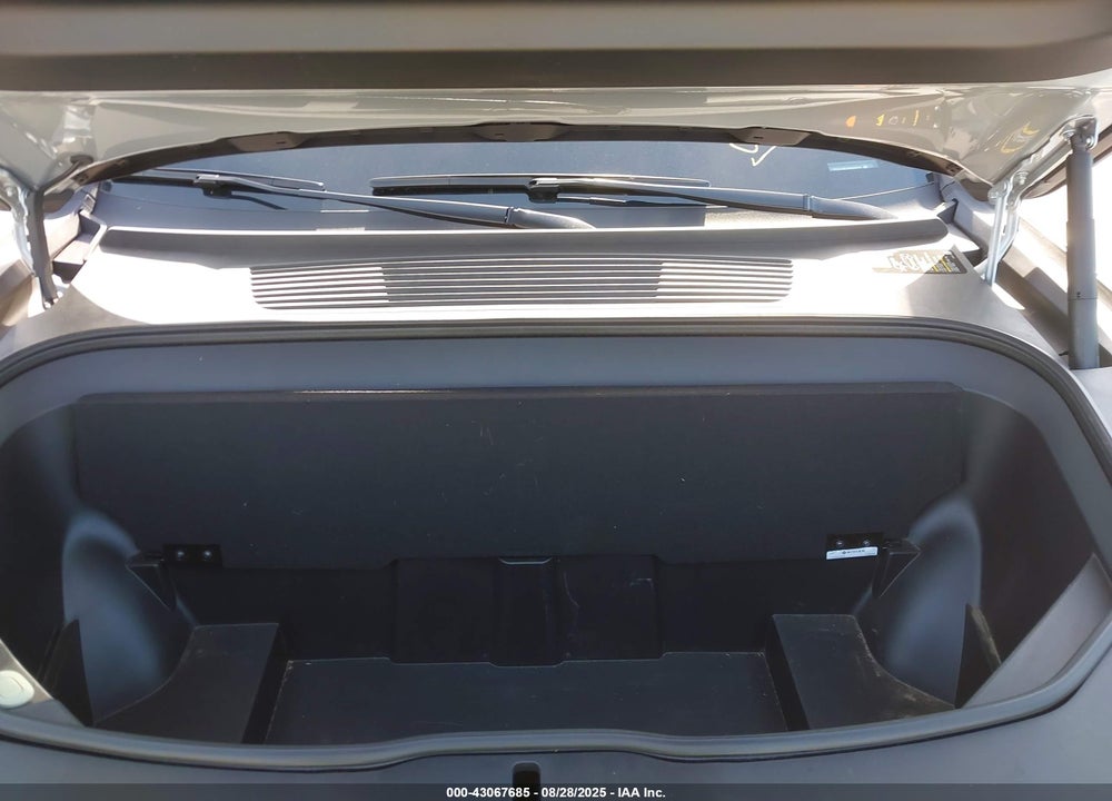 2024 RIVIAN R1S LAUNCH EDITION QUAD MOTOR LARGE PACK VIN: 7PDSGABL9RN035078