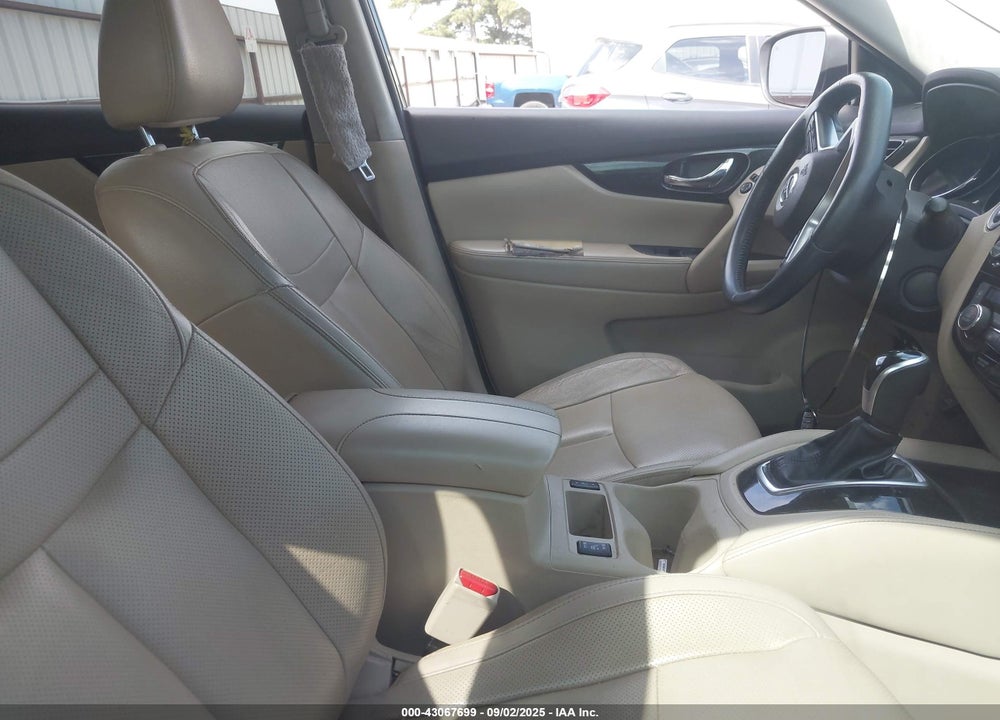 2017 NISSAN ROGUE SL VIN: 5N1AT2MT1HC790801