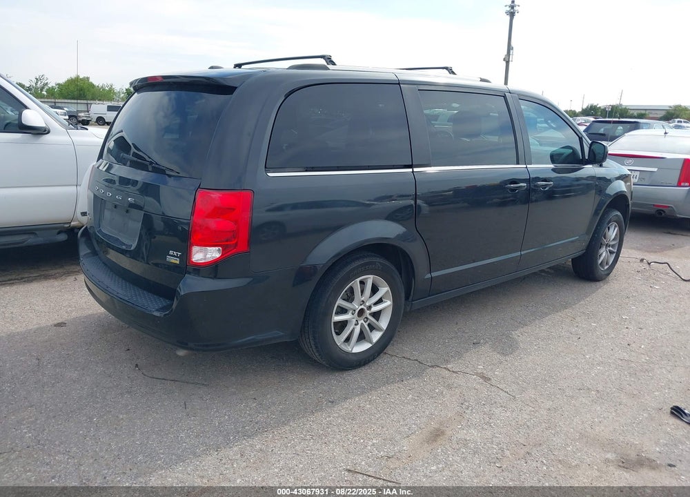 2018 DODGE GRAND CARAVAN SXT VIN: 2C4RDGCG8JR300342