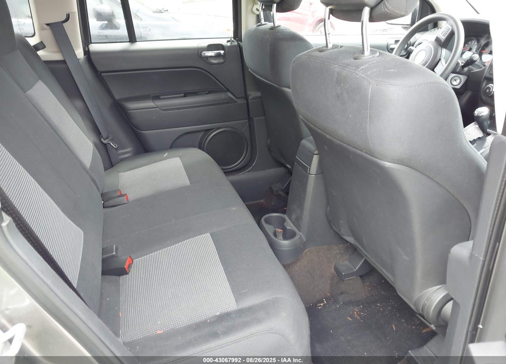 2013 JEEP COMPASS VIN: 1C4NJCBB9DD283533