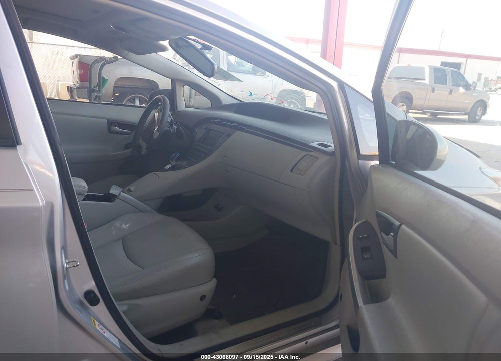2010 TOYOTA PRIUS VIN: JTDKN3DU3A0083529