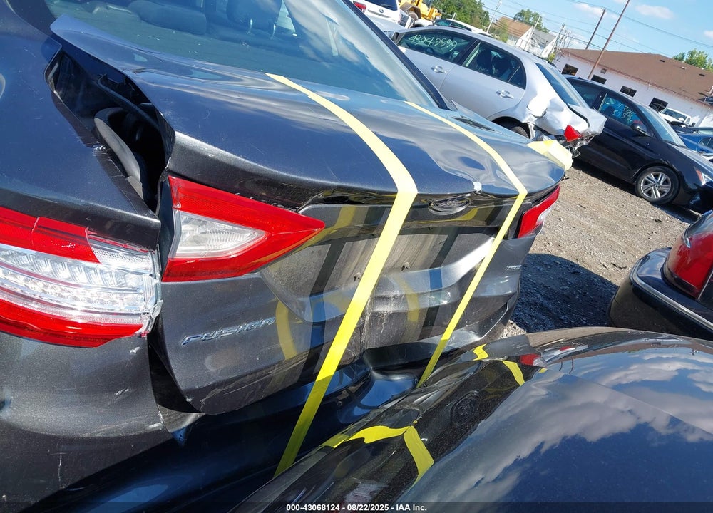 2016 FORD FUSION VIN: 1FA6P0H72G5112020
