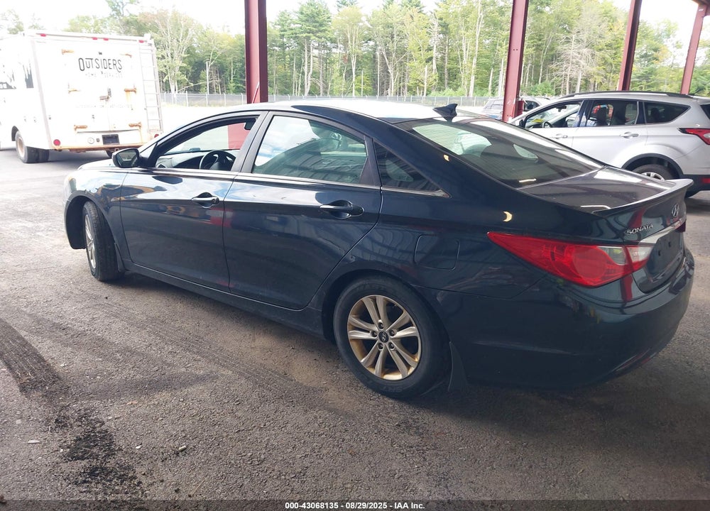 2013 HYUNDAI SONATA VIN: 5NPEB4AC8DH643060