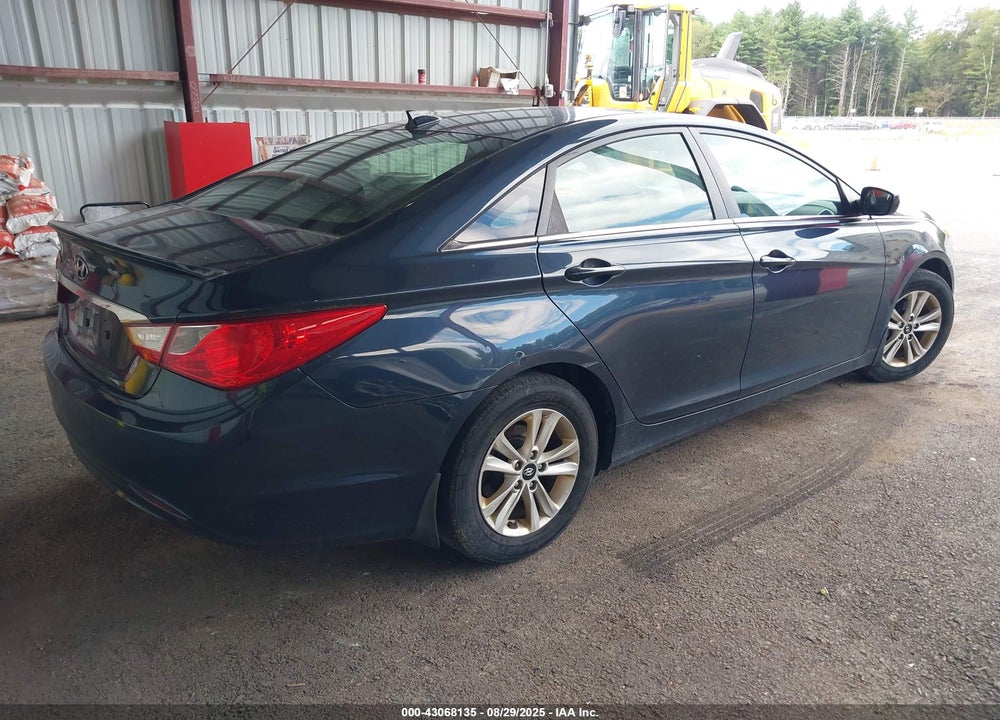 2013 HYUNDAI SONATA VIN: 5NPEB4AC8DH643060