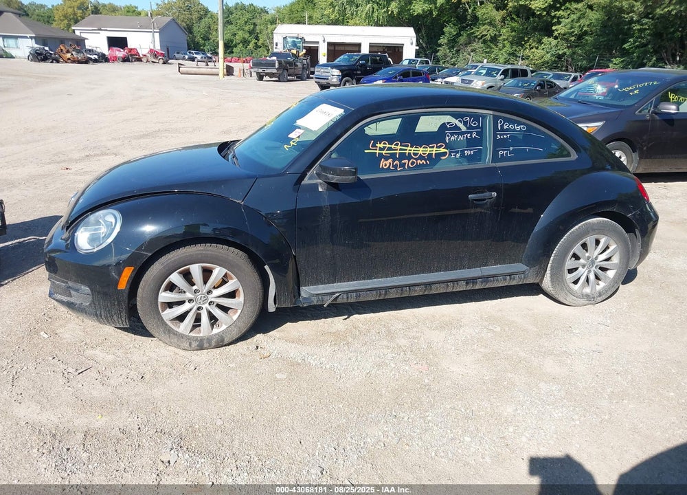 2014 VOLKSWAGEN BEETLE VIN: 3VWFP7AT9EM620578