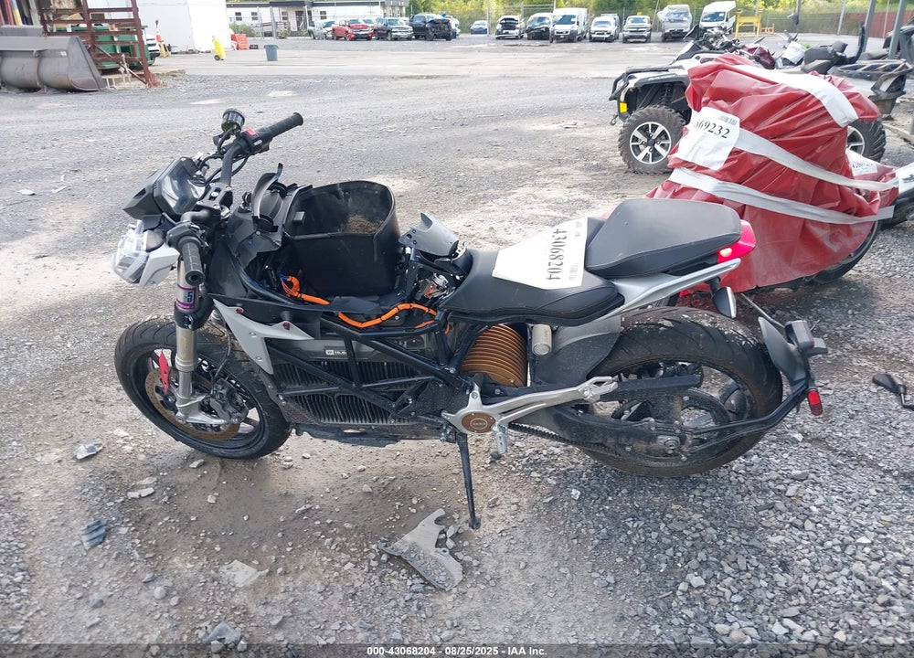 2022 ZERO MOTORCYCLES INC SR/F VIN: 538ZFDZ75NCK19921