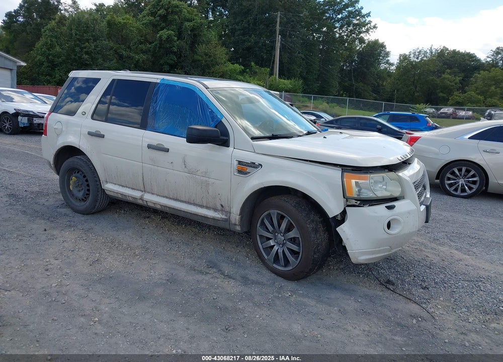 2008 LAND ROVER LR2 HSE VIN: SALFT24NX8H075667