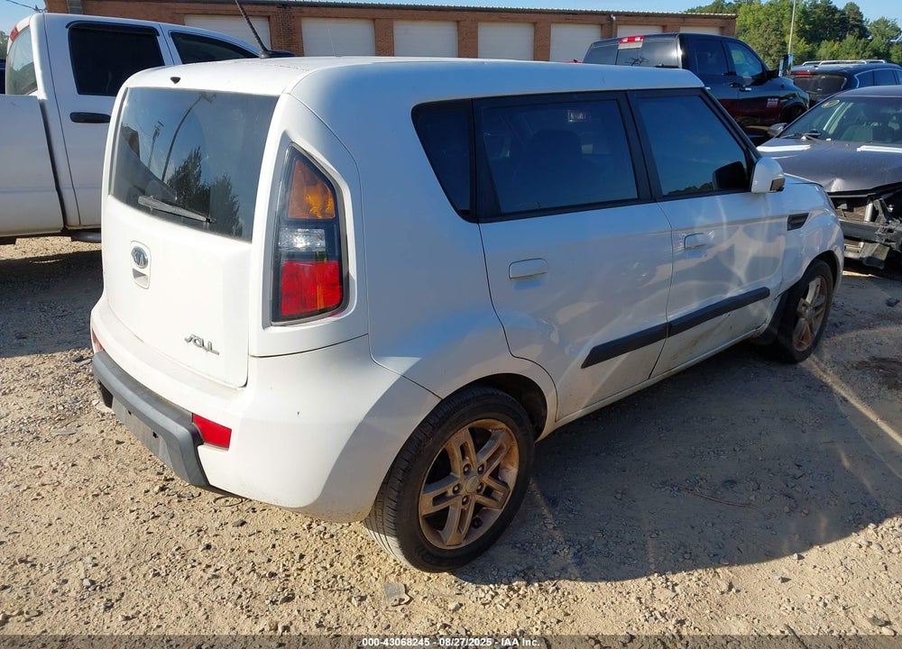 2010 KIA SOUL VIN: KNDJT2A29A7703824