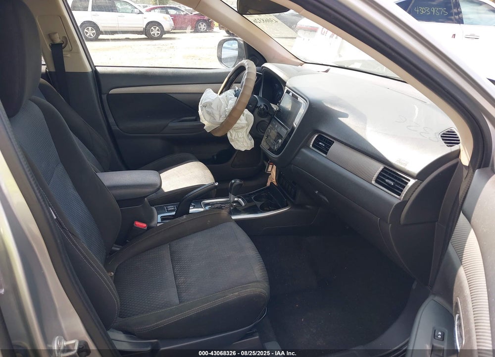 2018 MITSUBISHI OUTLANDER SE VIN: JA4AD3A36JJ001808
