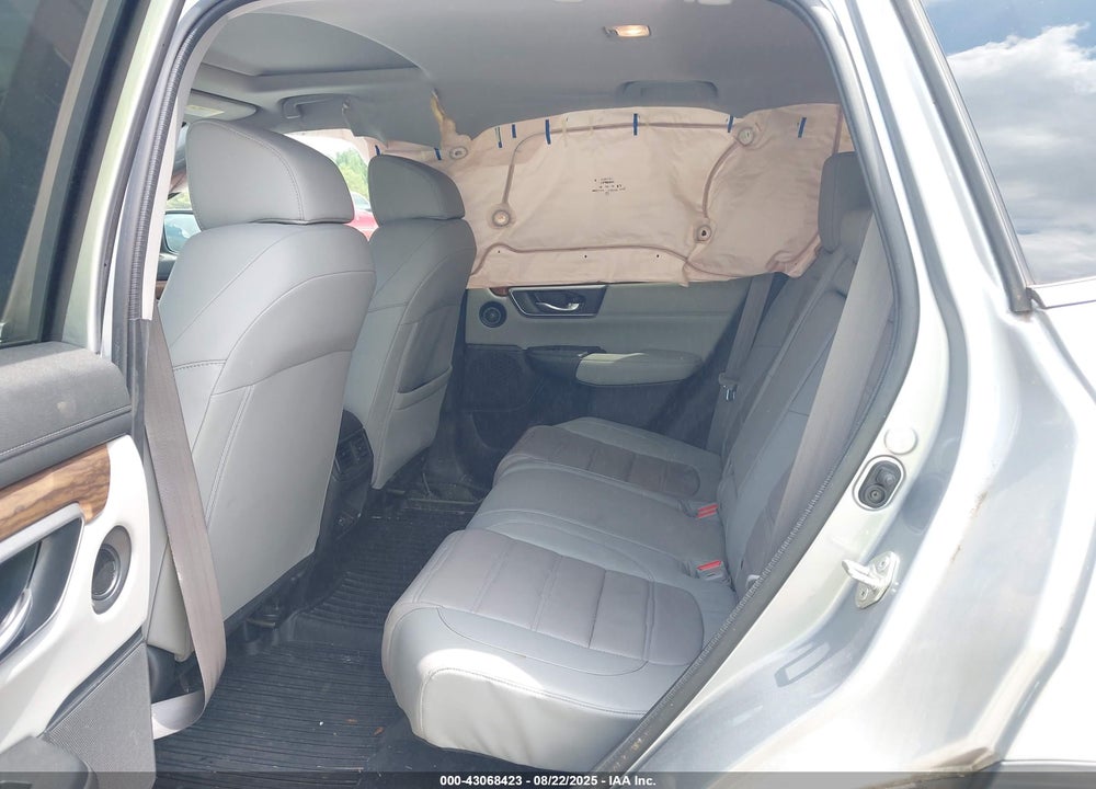 2018 HONDA CR-V VIN: 7FARW2H87JE075507