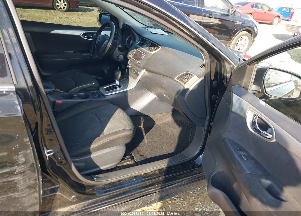 2015 NISSAN SENTRA SR VIN: 3N1AB7AP5FY267607