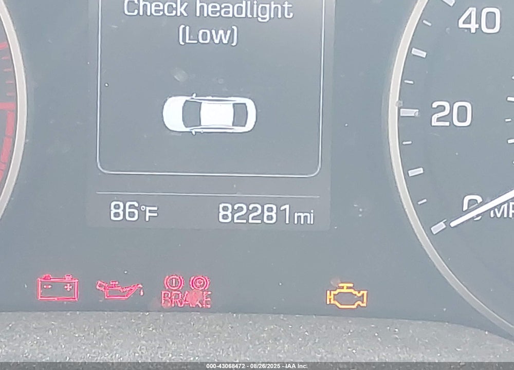 2018 HYUNDAI ELANTRA VIN: KMHD84LF3JU585387