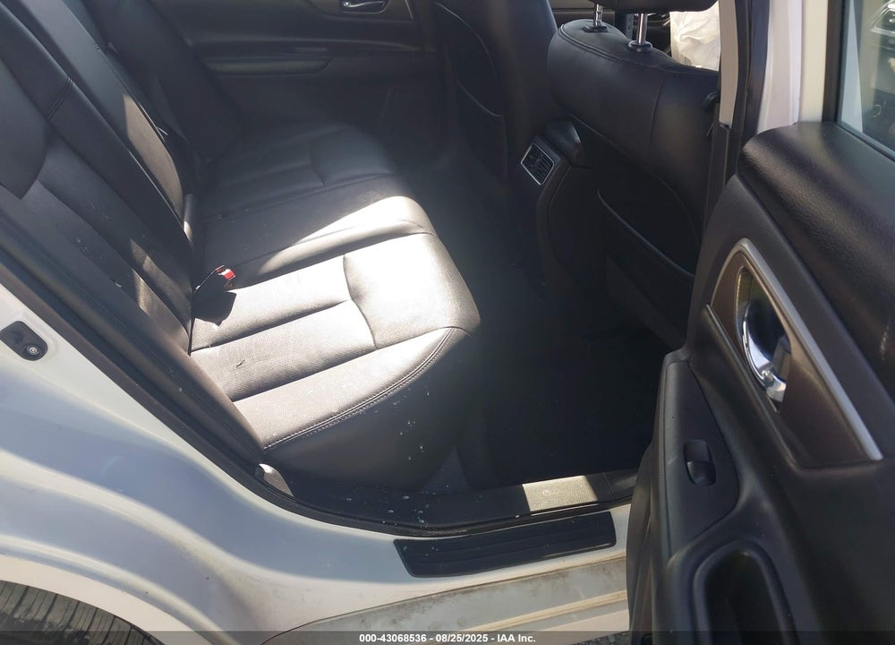 2015 NISSAN ALTIMA VIN: 1N4BL3AP2FC428050