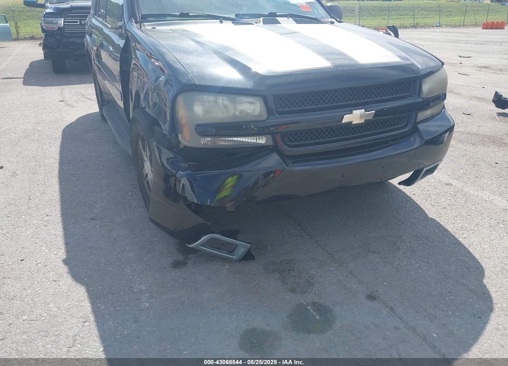 2007 CHEVROLET TRAILBLAZER LS VIN: 1GNDT13S372180348