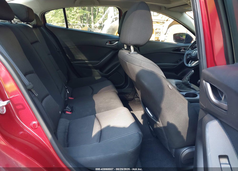 2014 MAZDA 3 VIN: JM1BM1V70E1170627
