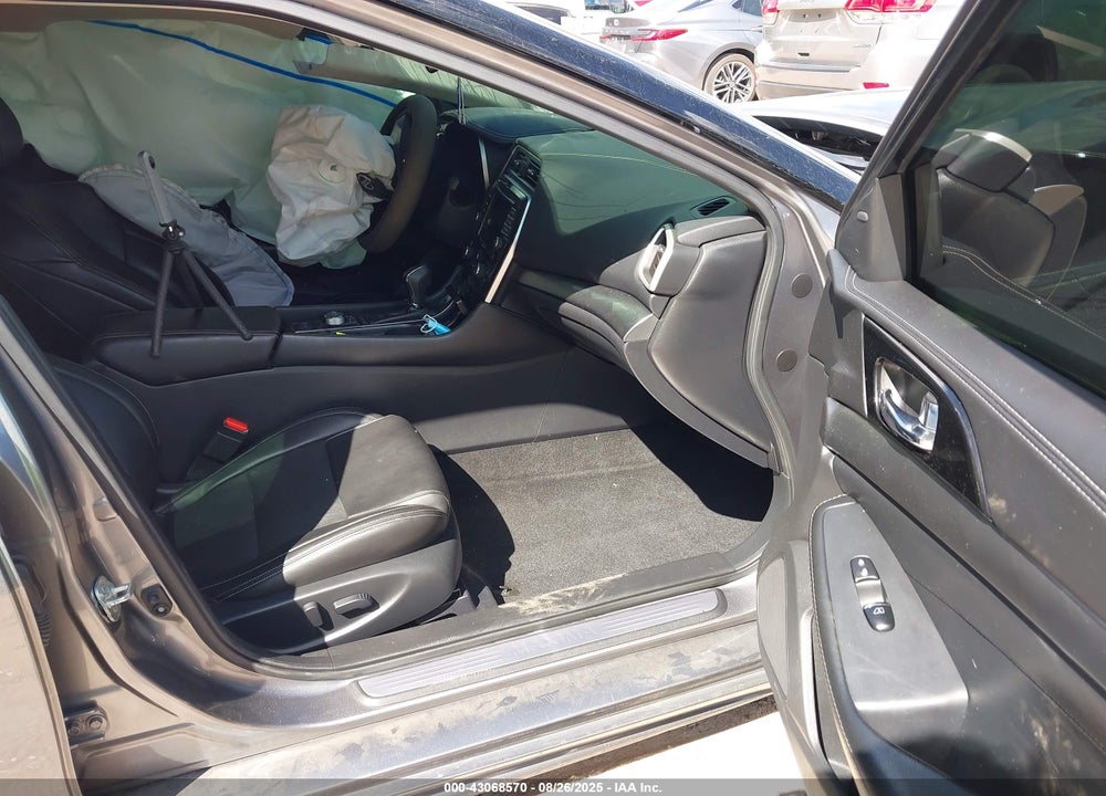 2021 NISSAN MAXIMA VIN: 1N4AA6CVXMC507817