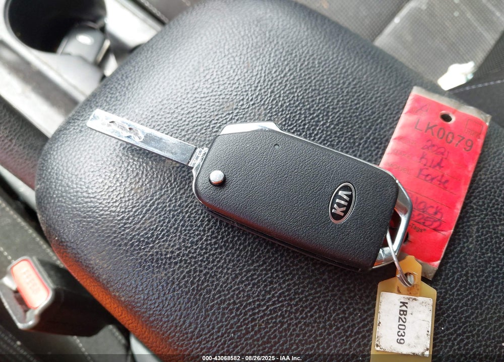 2021 KIA FORTE VIN: 3KPF24AD3ME325252