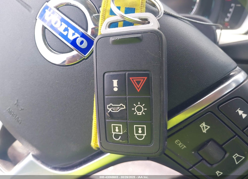 2015 VOLVO S60 T5 PREMIER VIN: YV140MFB9F1307780