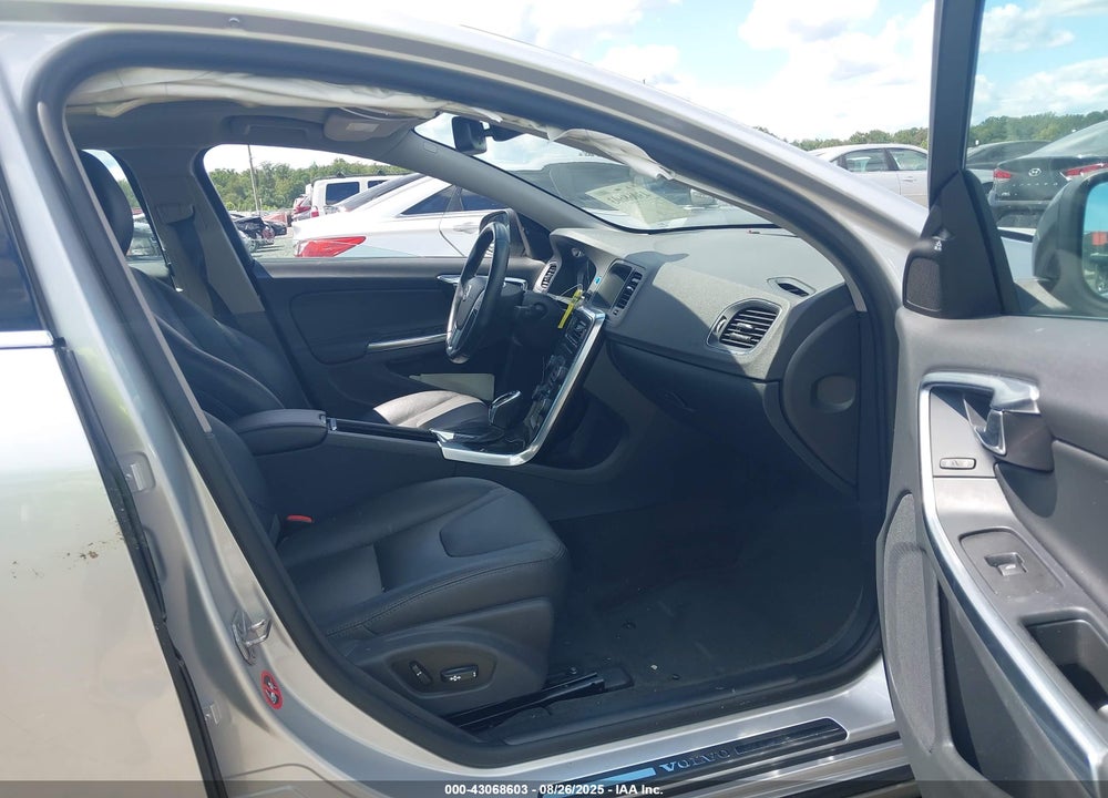 2015 VOLVO S60 T5 PREMIER VIN: YV140MFB9F1307780