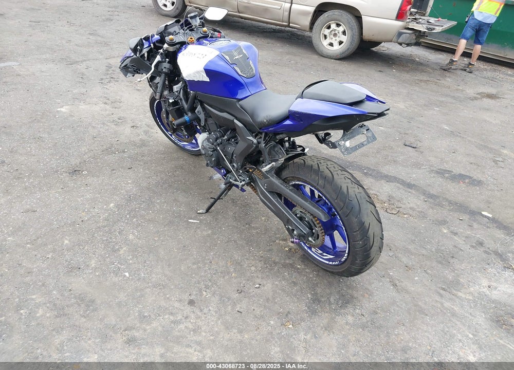 2022 YAMAHA YZFR7 VIN: JYARM38E7NA003147